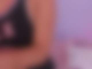 Pokaz na żywo z HAILEY - Shaved Pussy MILF na Camsoda