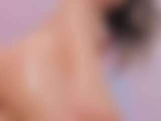 Live cam show with HAILEY - Athletic Shaved Pussy on CamwithHer