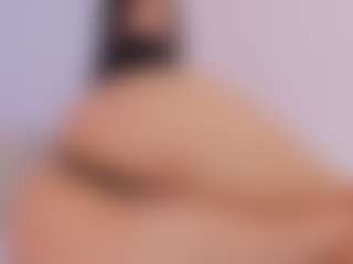 HAILEY MILF webcam performer live streaming