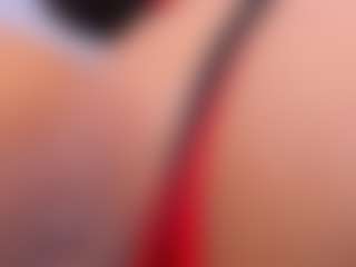 Live cam show with HAILEY - Shaved Pussy on Stripli.com