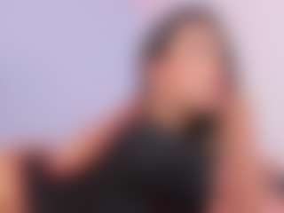 Live cam show with HAILEY - Brown Eyes on EXY