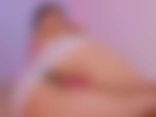 Live cam show with HAILEY - Deepthroat on live18s.com