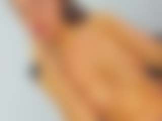 Live cam show with kairagold - Ohmibod on friskycurves.com