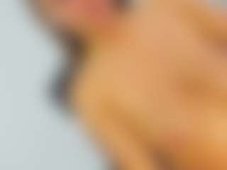 Live cam show with kairagold - Nipples on Spunkpage