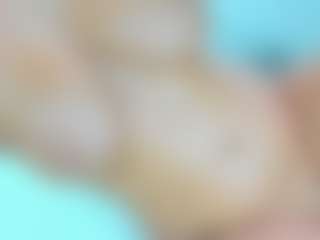 Live cam show with kairagold - Blue Eyes on Hubzter Live