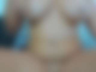 kairagold's Live Sex Cam Show