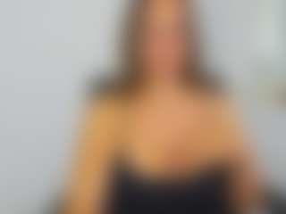 kairagold's Live Sex Cam Show