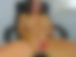 Live cam show with kairagold - Blue Eyes on Latina Girls