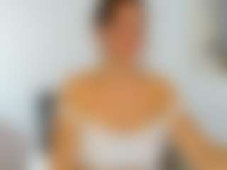 Live cam show with kairagold - Blue Eyes on Dolls Live