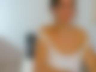 kairagold's Live Sex Cam Show