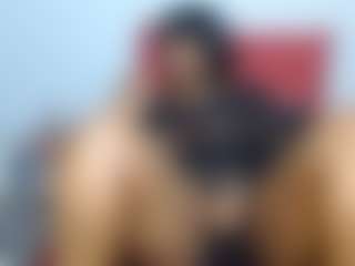 sexyassshaz's Live Sex Cam Show
