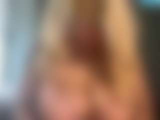 Nerdy Girl Ruby's Live Sex Cam Show