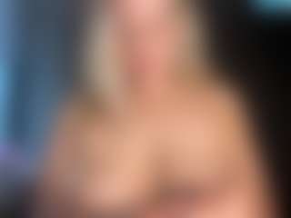 Nerdy Girl Ruby's Live Sex Cam Show