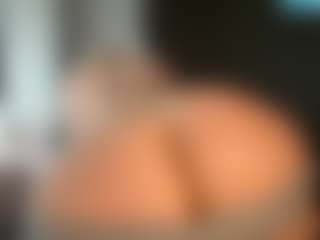Live cam show with Nerdy Girl Ruby - Cum on dropp.cam