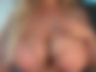 Nerdy Girl Ruby's Live Sex Cam Show