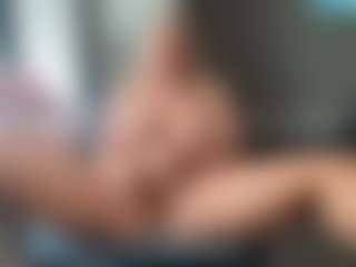 Live cam show with Nerdy Girl Ruby - Blue Eyes on Streamer API