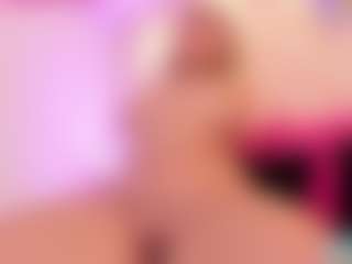 Queen S.'s Live Sex Cam Show