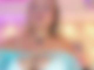 Queen S.'s Live Sex Cam Show