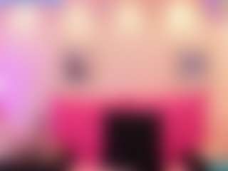 Queen S.'s Live Sex Cam Show