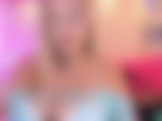 Live cam show with Queen S. - Butt Plug on Cam Slut