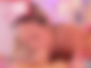 Queen S.'s Live Sex Cam Show
