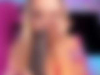 Queen S.'s Live Sex Cam Show