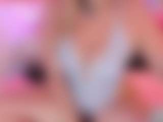 Queen S.'s Live Sex Cam Show