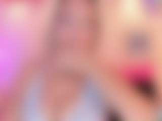 Queen S.'s Live Sex Cam Show