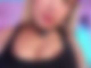 Queen S.'s Live Sex Cam Show