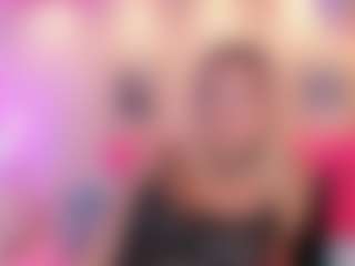 Queen S.'s Live Sex Cam Show