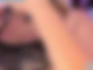Queen S.'s Live Sex Cam Show