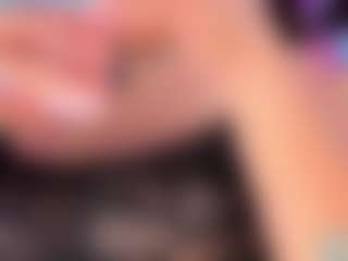 Queen S.'s Live Sex Cam Show