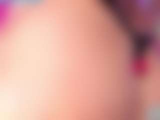 Queen S.'s Live Sex Cam Show
