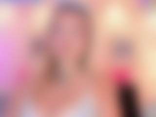 Queen S.'s Live Sex Cam Show