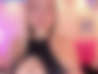 Queen S.'s Live Sex Cam Show