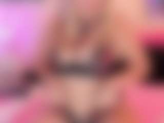 Queen S.'s Live Sex Cam Show