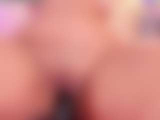 Queen S.'s Live Sex Cam Show
