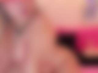 Queen S.'s Live Sex Cam Show