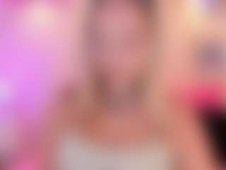 Queen S.'s Live Sex Cam Show