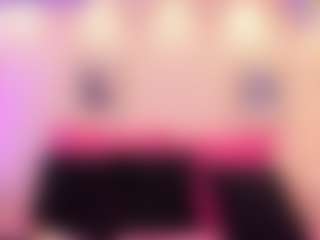Live cam show with Queen S. - Big Tits on studioflirtlive.com