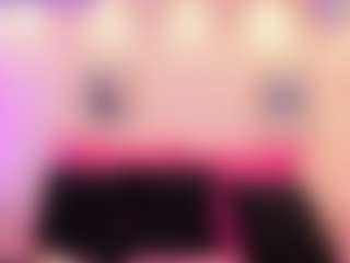 Live cam show with Queen S. - BBW on TottyGirls