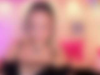 Queen S.'s Live Sex Cam Show