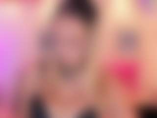 Queen S.'s Live Sex Cam Show