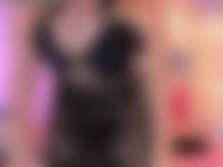 Queen S.'s Live Sex Cam Show