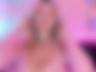 Queen S.'s Live Sex Cam Show