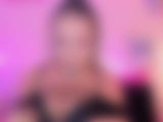 Queen S.'s Live Sex Cam Show