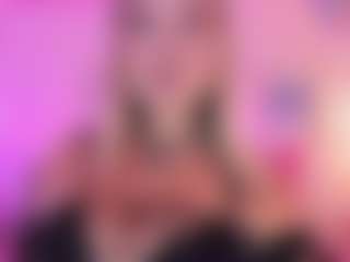 Queen S.'s Live Sex Cam Show