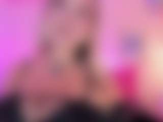 Queen S.'s Live Sex Cam Show
