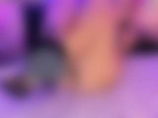 Queen S.'s Live Sex Cam Show