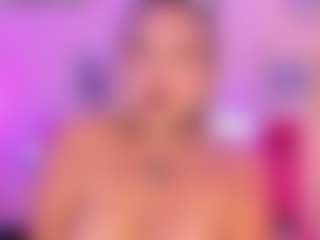 Queen S.'s Live Sex Cam Show